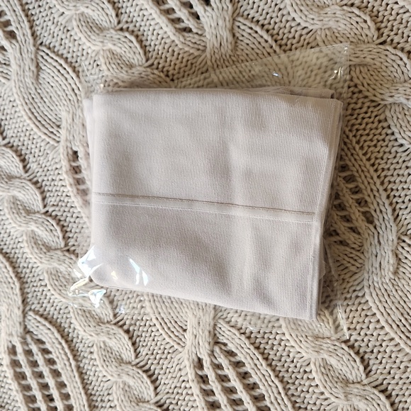 Aritzia Bustier Dress NWT - Picture 8 of 8